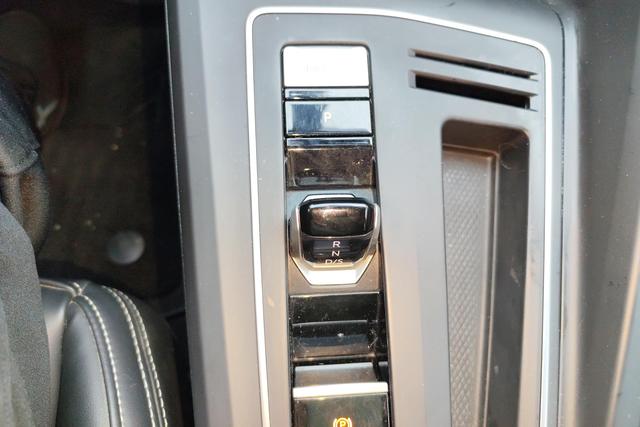 Volkswagen Golf 2021 thumb 12