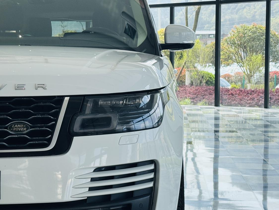 Land Rover Range Rover 2018 thumb 5