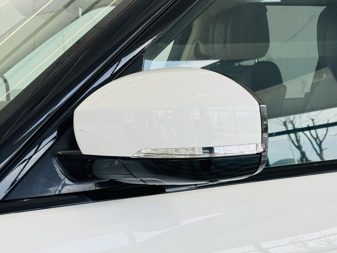 Land Rover Range Rover 2018 thumb 8