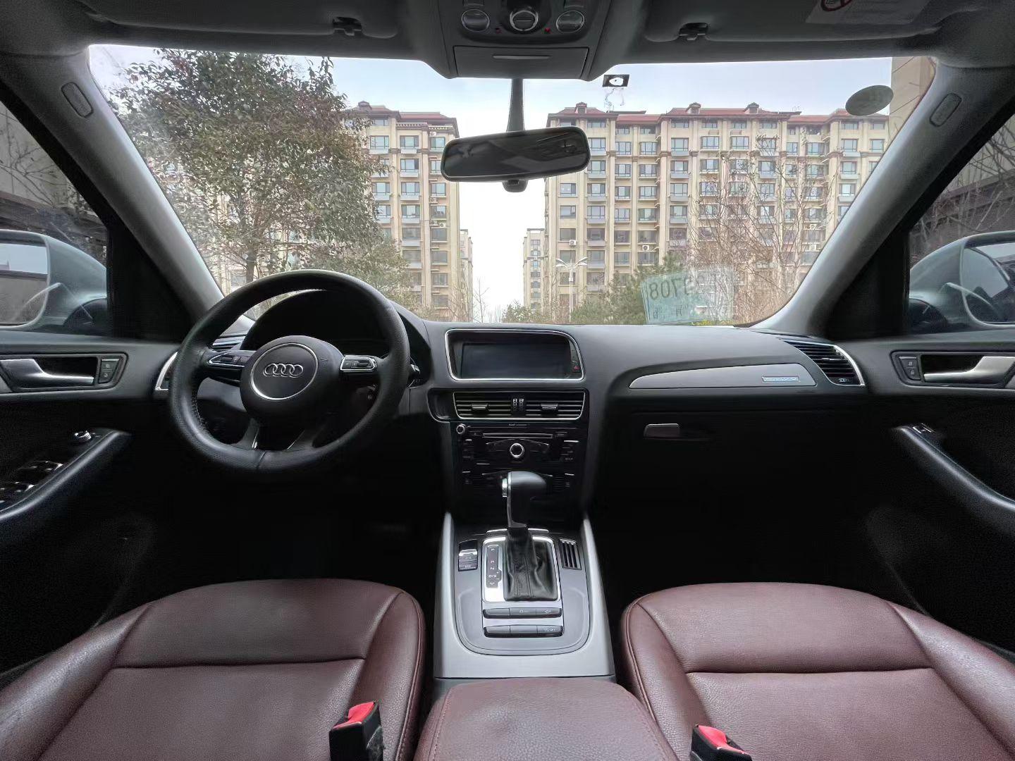 Audi Q5 2015 thumb 12