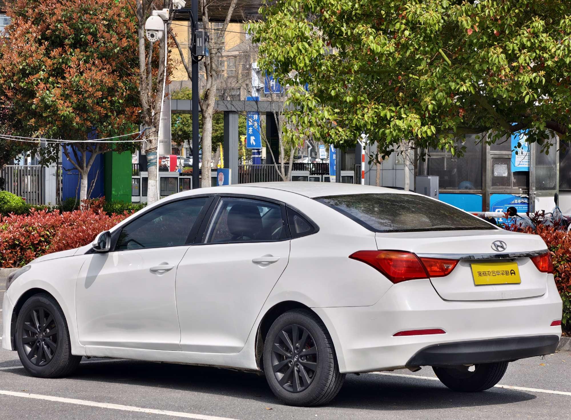 Hyundai Mistra 2014 thumb 3