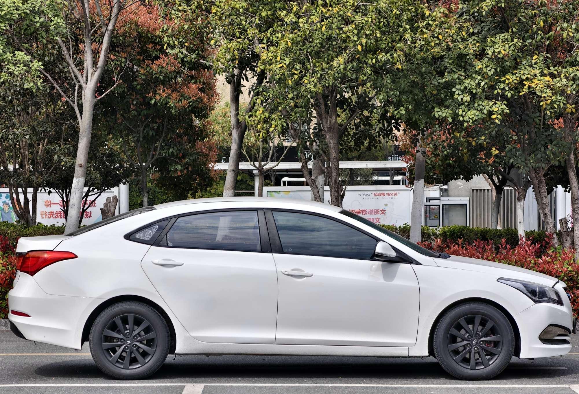 Hyundai Mistra 2014 thumb 6