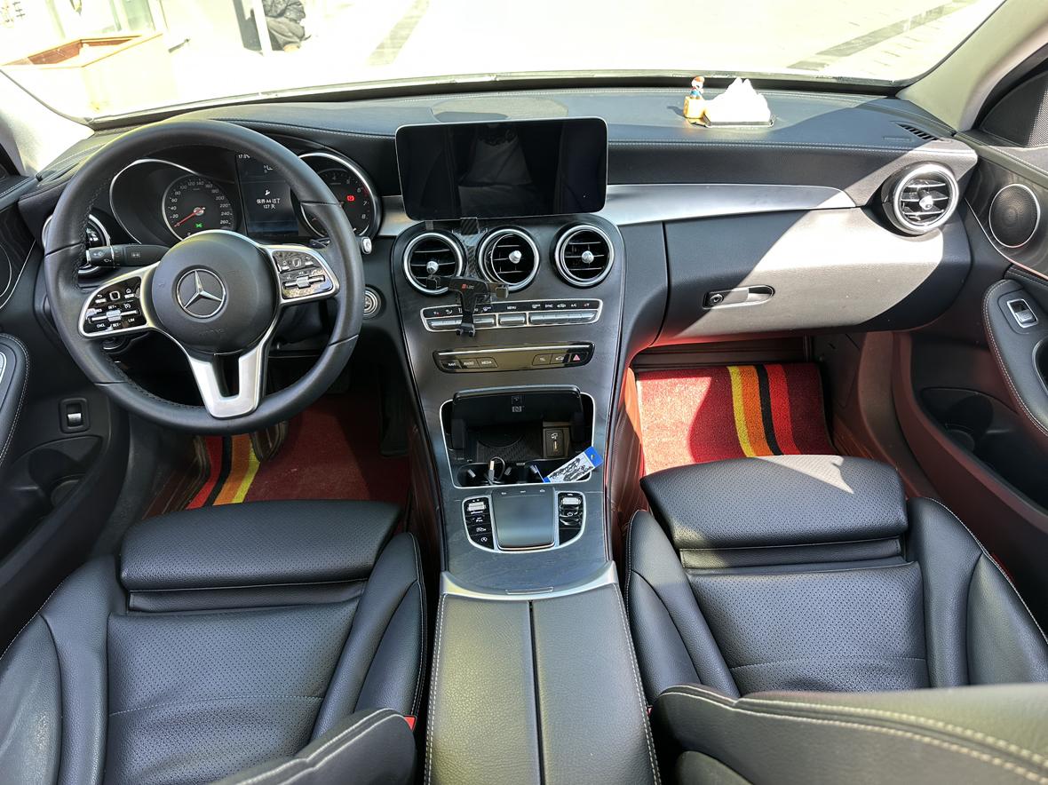 Mercedes-Benz C-Class 2019 thumb 5