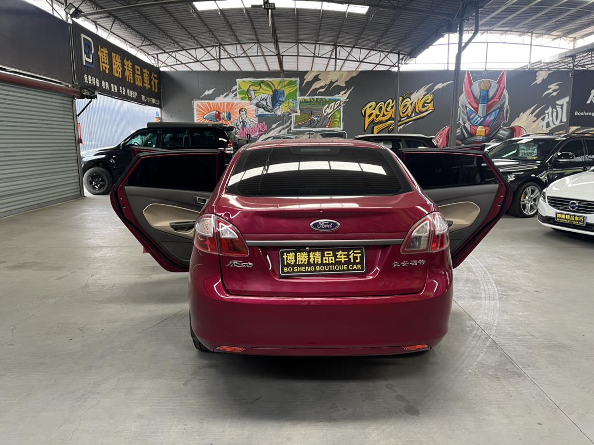 Ford Fiesta 2011 thumb 4