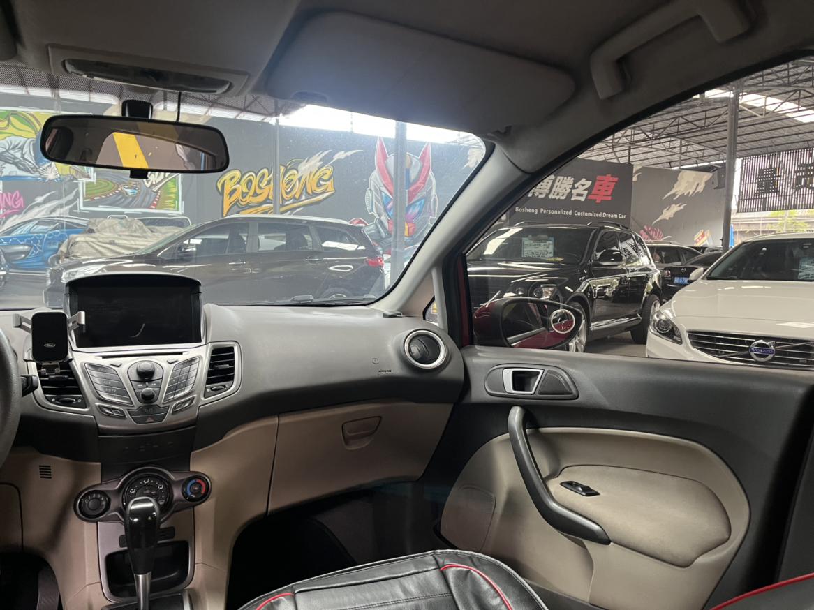 Ford Fiesta 2011 thumb 11