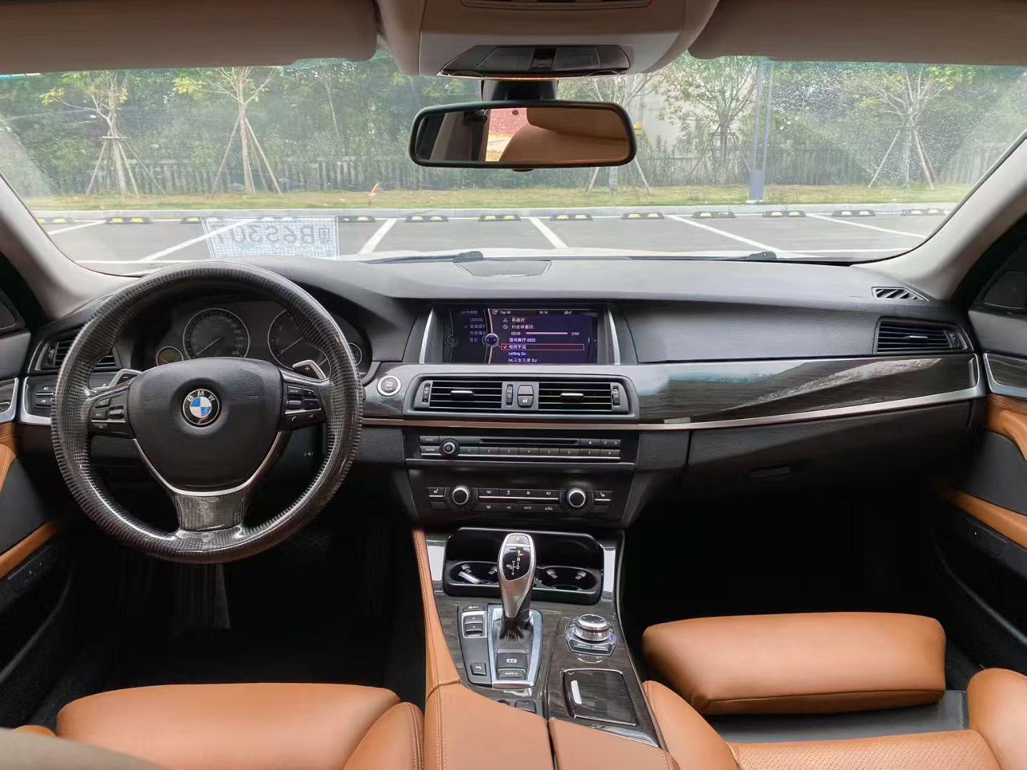 BMW 5 серии 2011 thumb 5