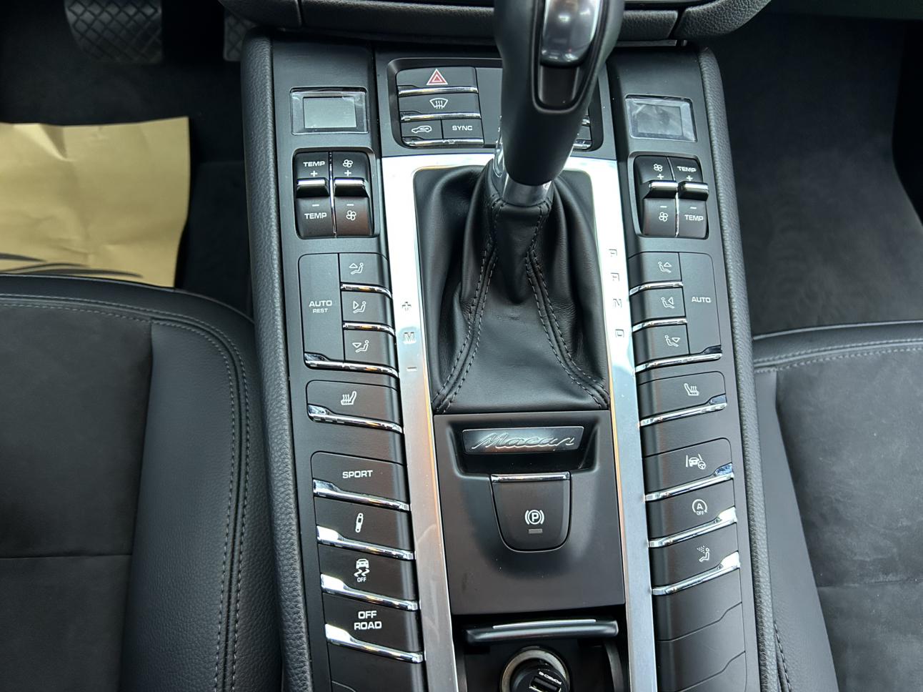 Porsche Macan 2018 thumb 11