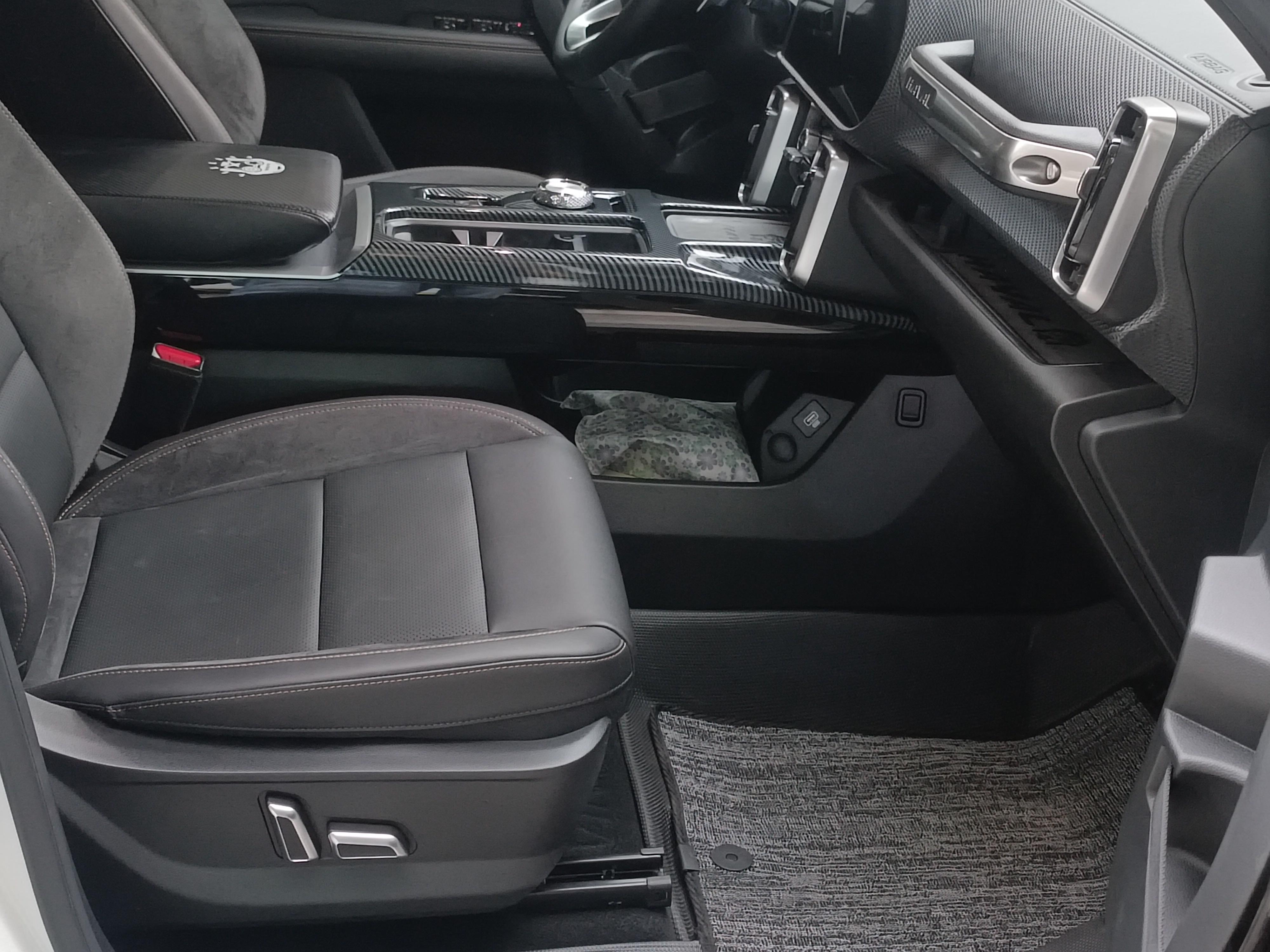 Haval DaGou (Big Dog) 2021 thumb 6