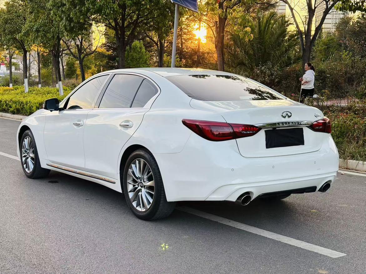 Infiniti Q50L 2018 thumb 12