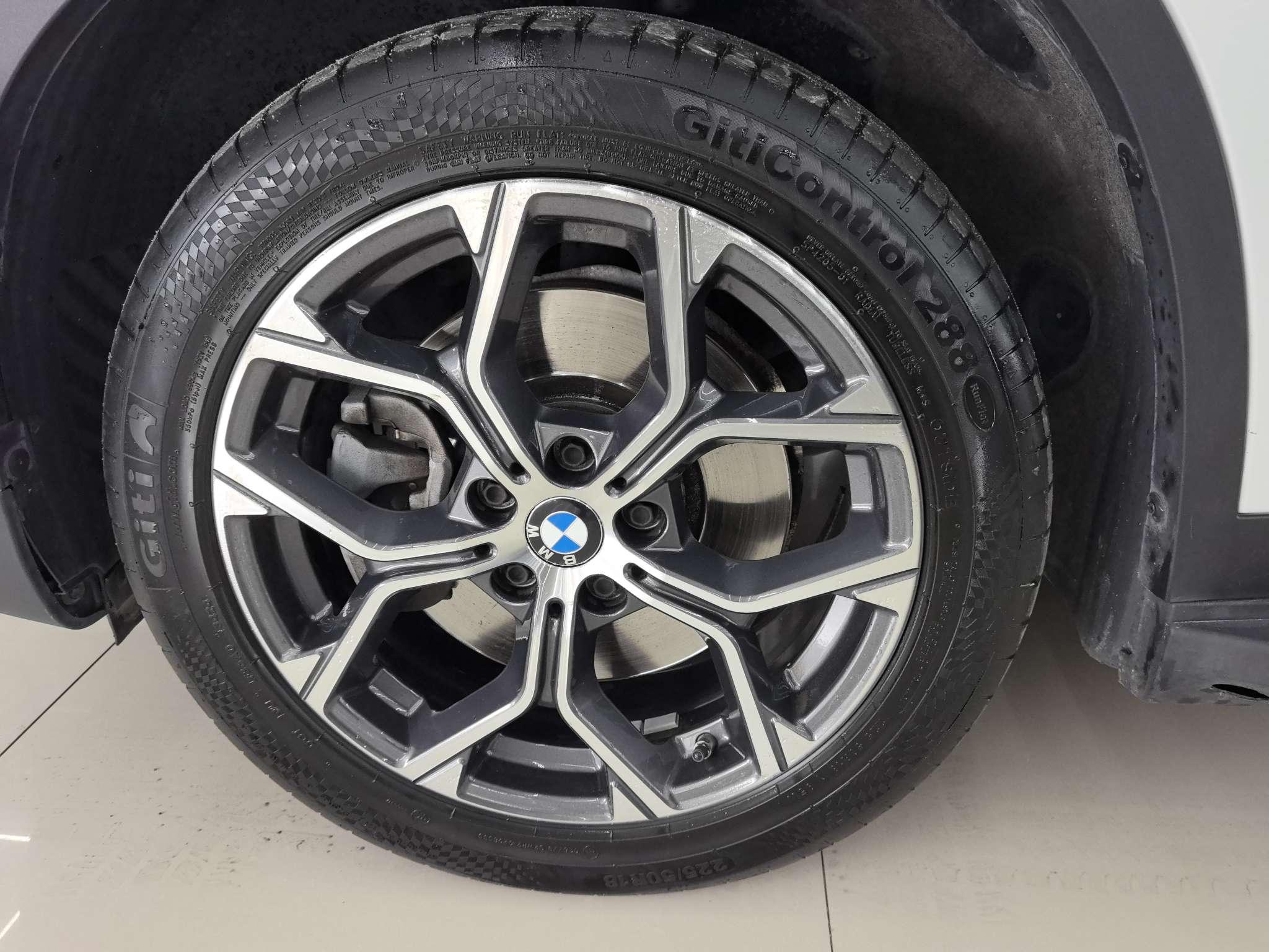 BMW X1 2020 thumb 5
