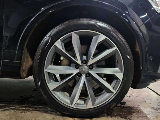 Audi Q7 2020 thumb 4