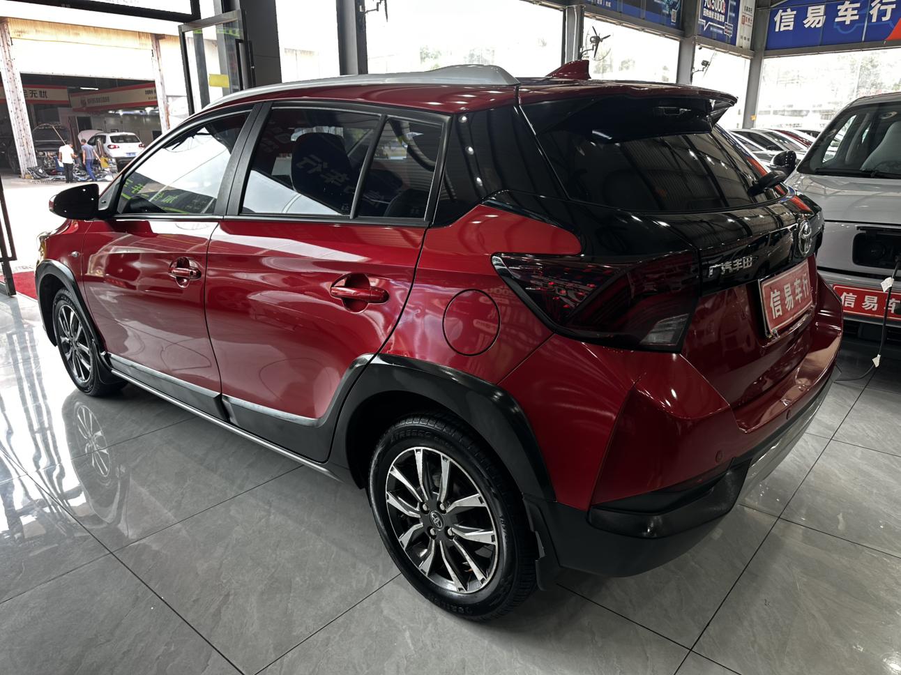 Toyota Yaris 2020 thumb 2