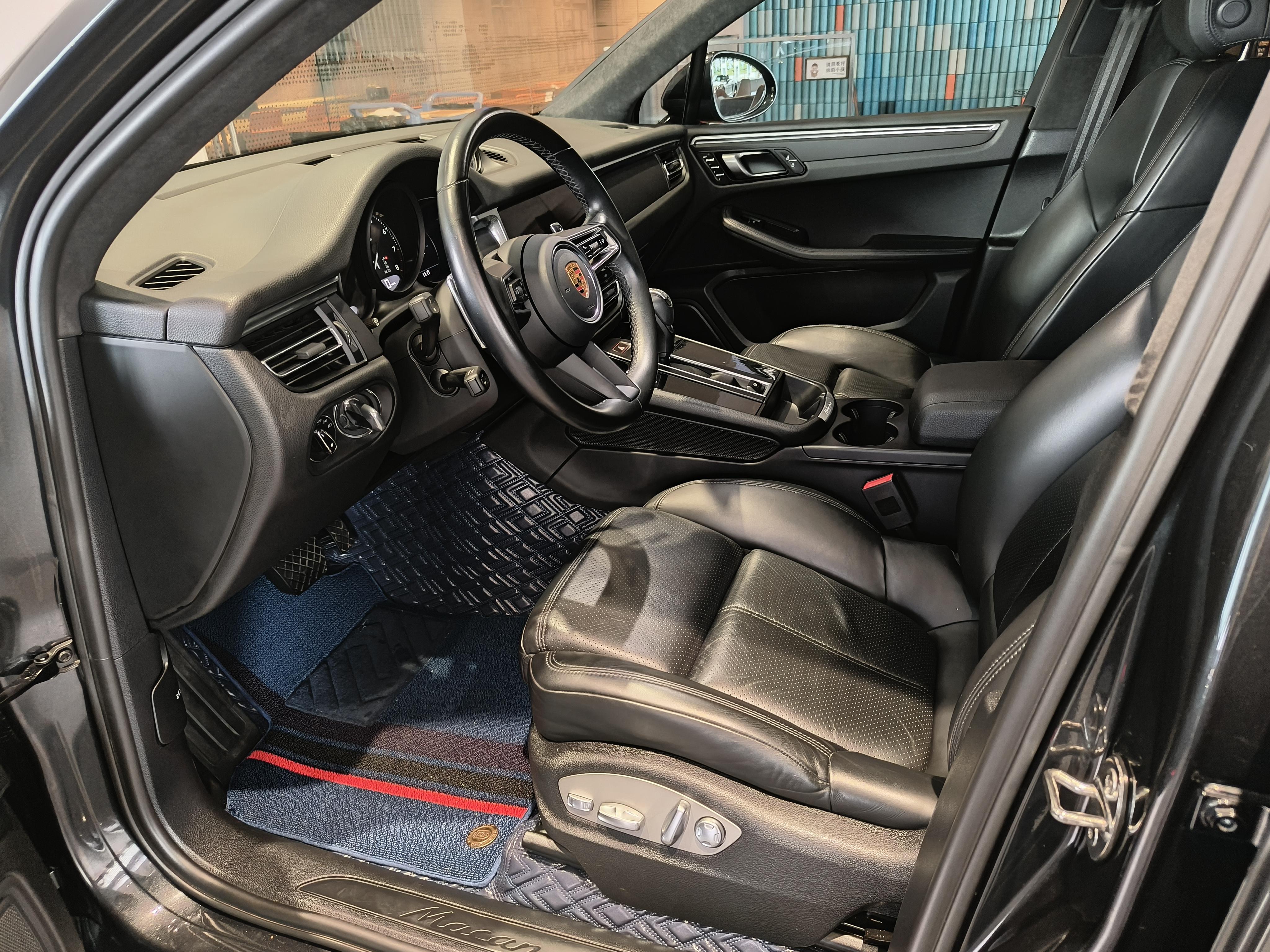 Porsche Macan 2022 thumb 8