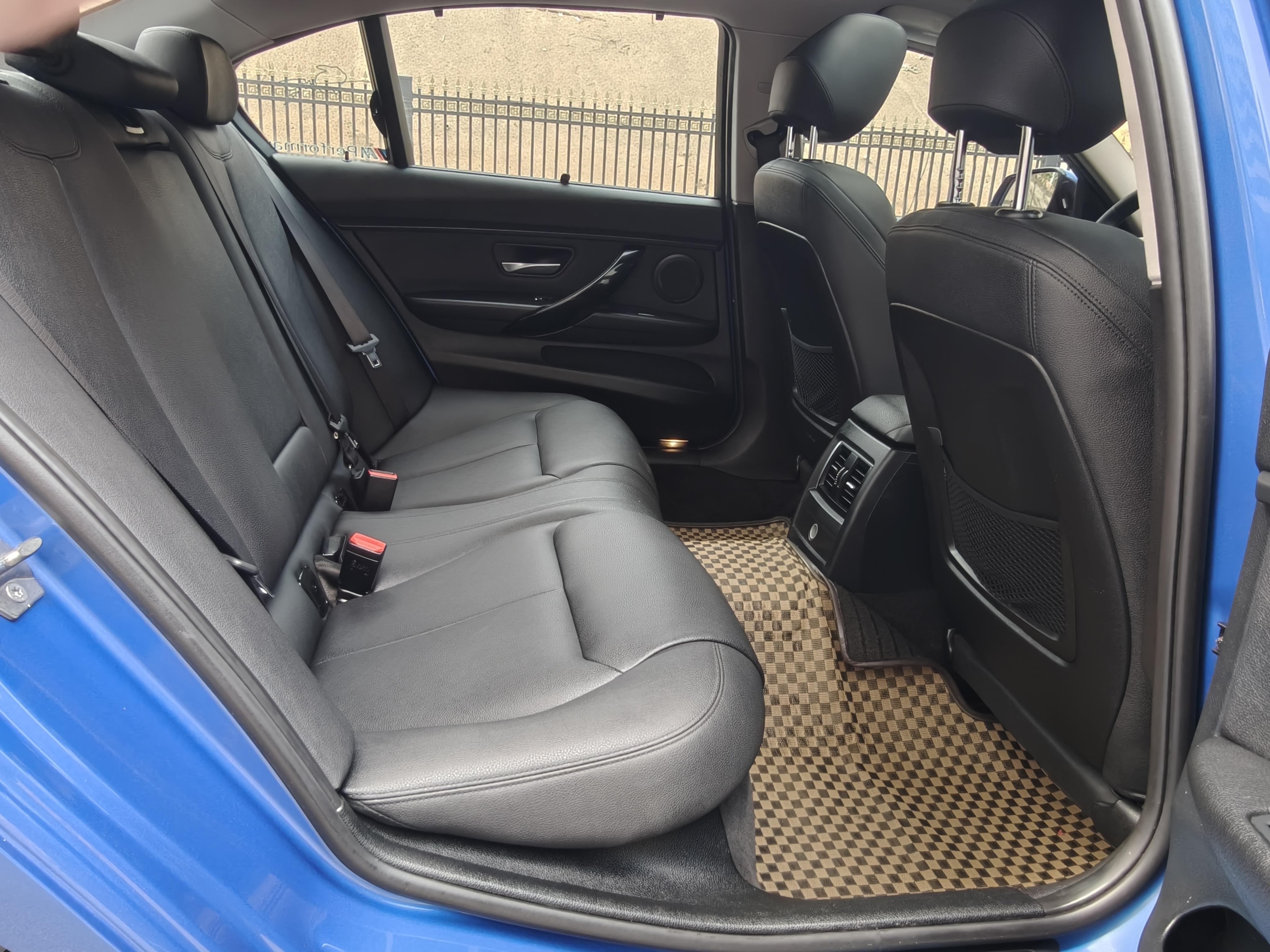 BMW 3 серии 2019 thumb 12