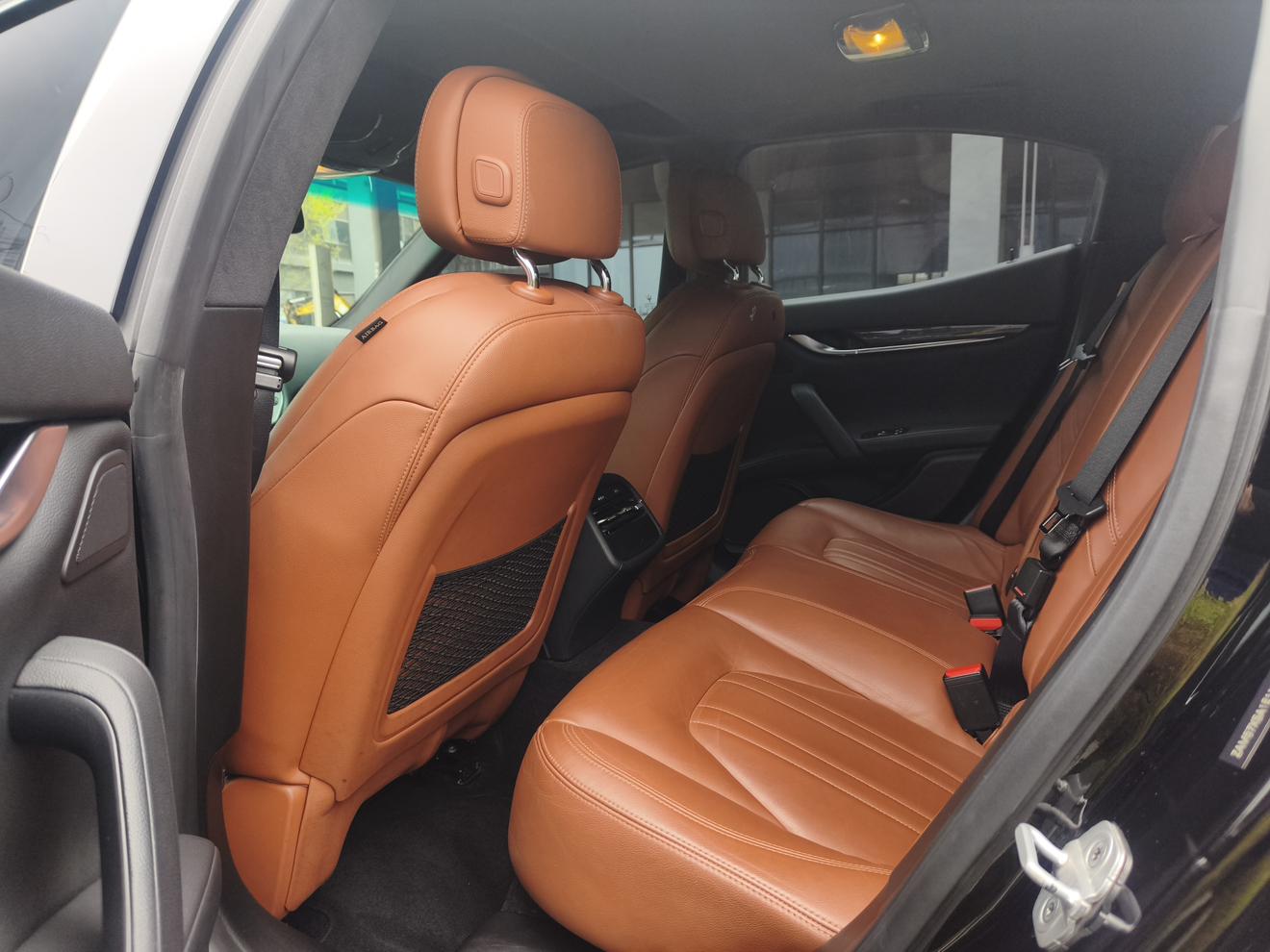 Maserati Ghibli 2015 thumb 11