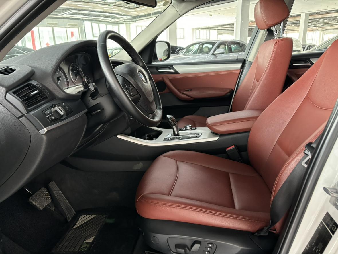 BMW X3 2013 thumb 6