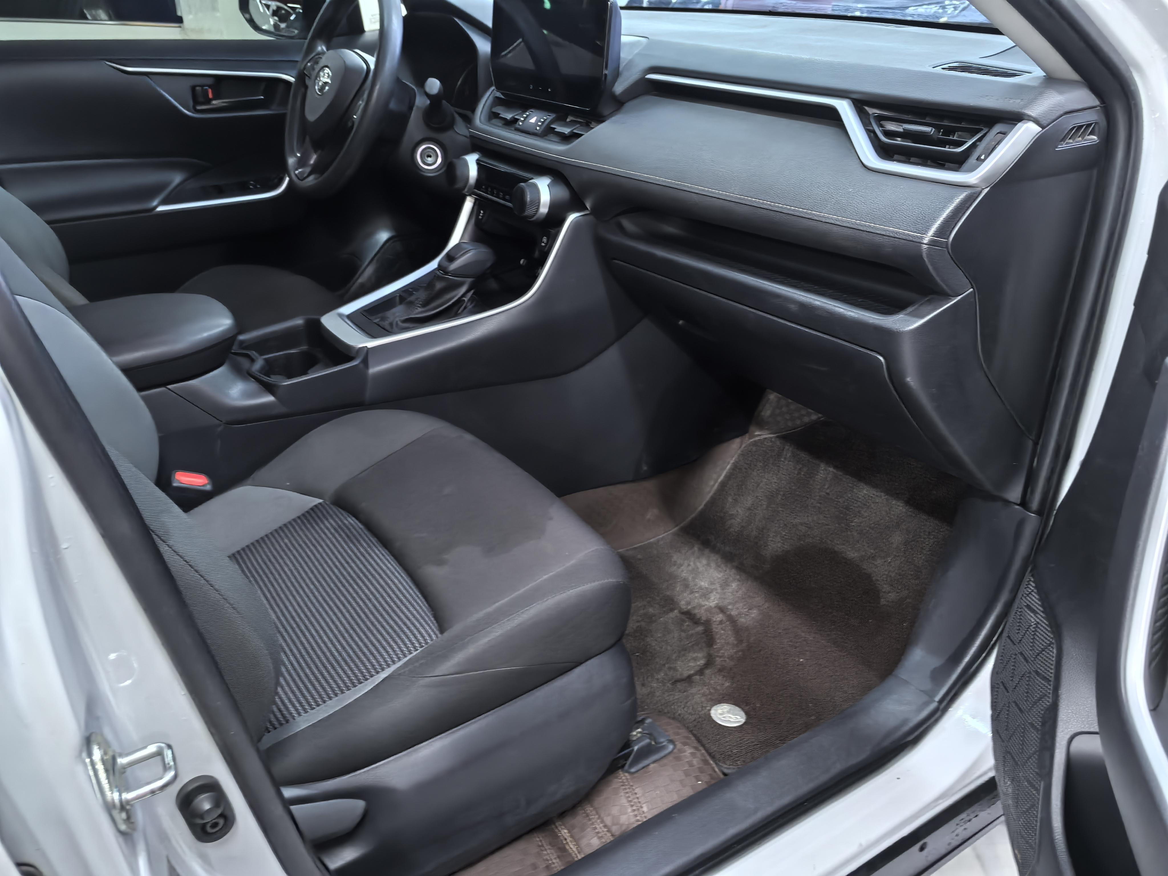 Toyota Wildlander 2023 thumb 5