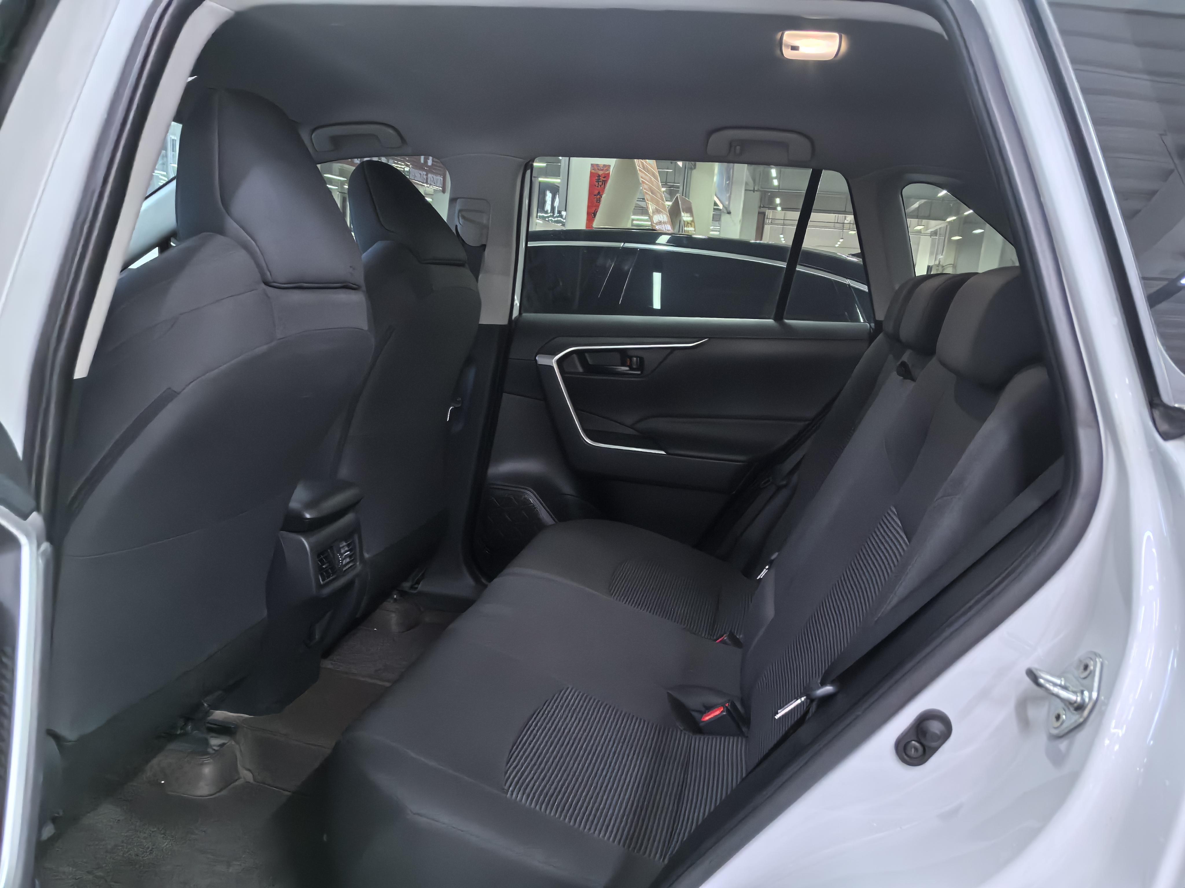 Toyota Wildlander 2023 thumb 10
