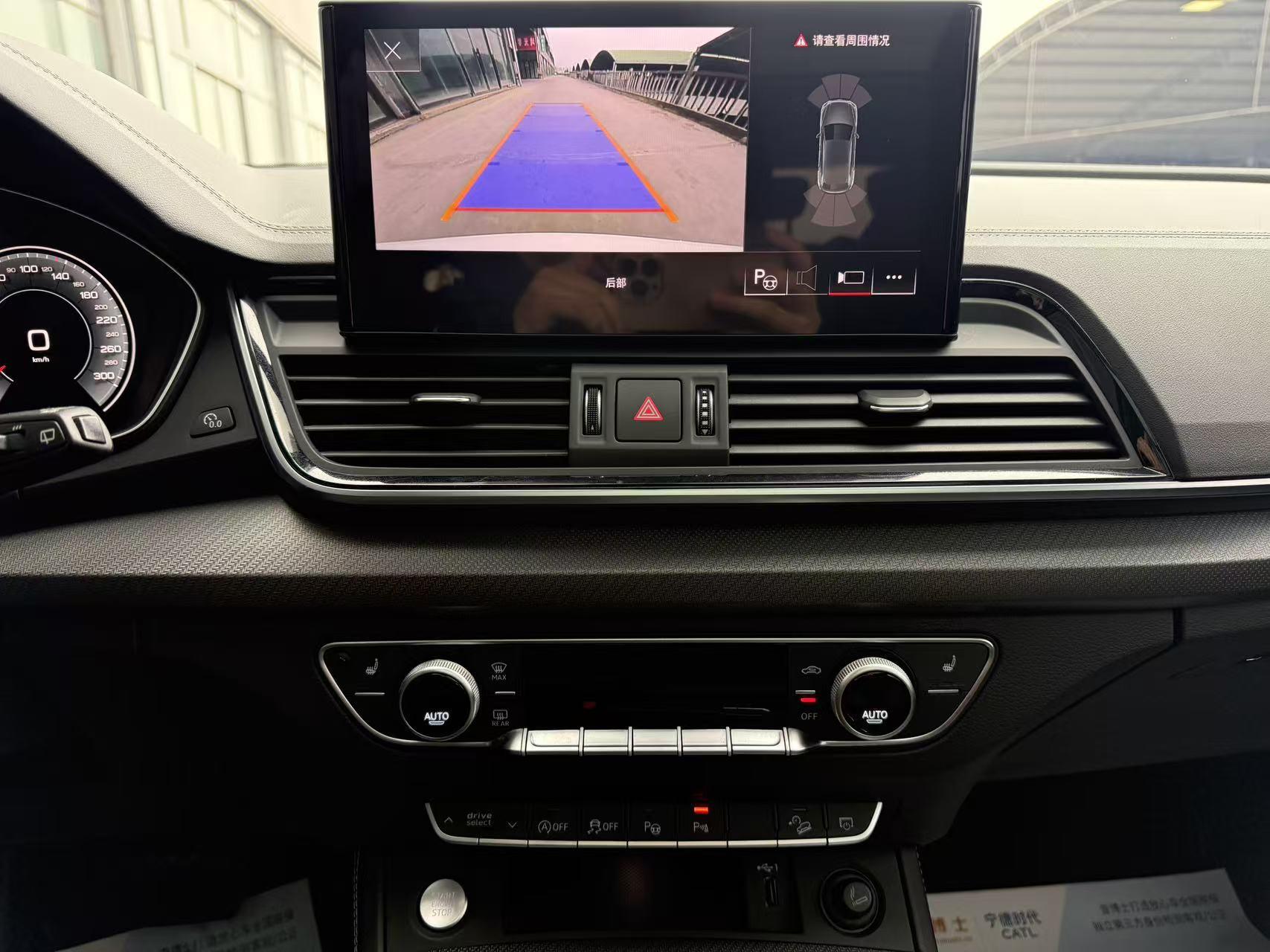 Audi Q5 2022 thumb 12