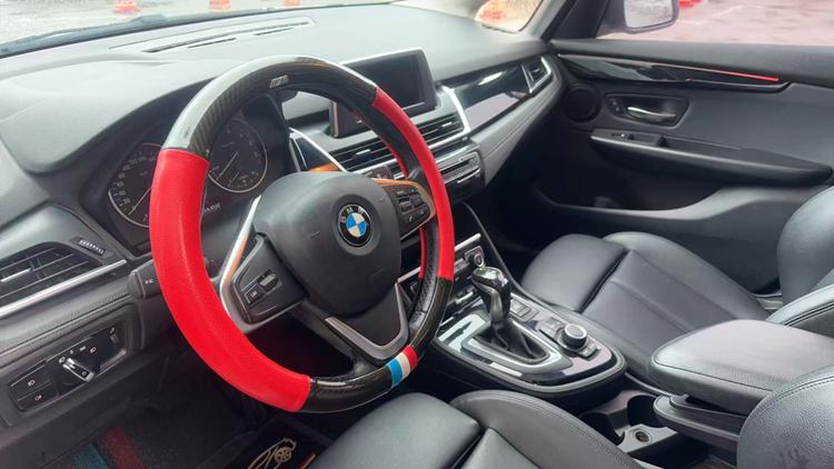 BMW 2 серии Active Tourer 2016 thumb 6