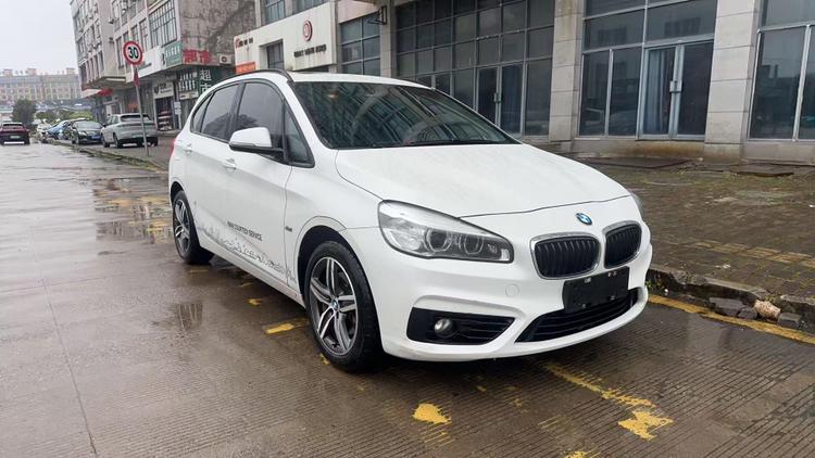 BMW 2 серии Active Tourer 2016 thumb 10