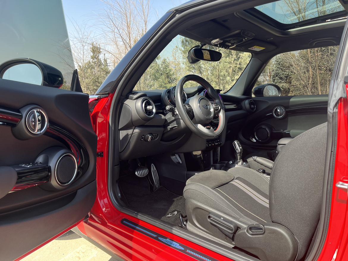 Mini Hatch 2019 thumb 10