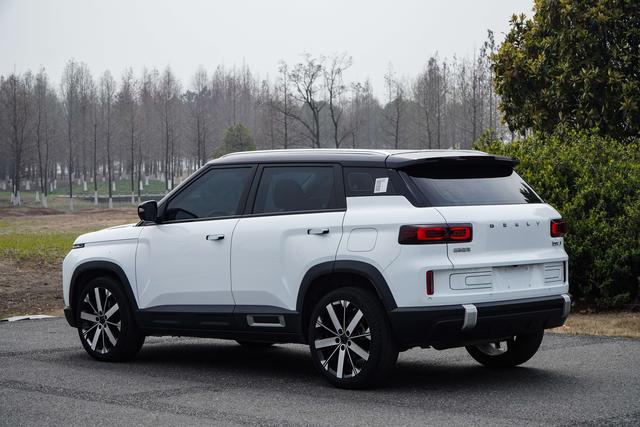 Geely Icon 2023 thumb 2