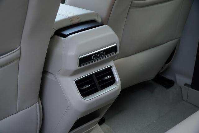 Geely Icon 2023 thumb 6