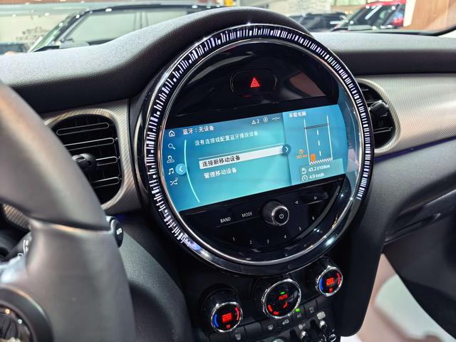 Mini Hatch 2022 thumb 9