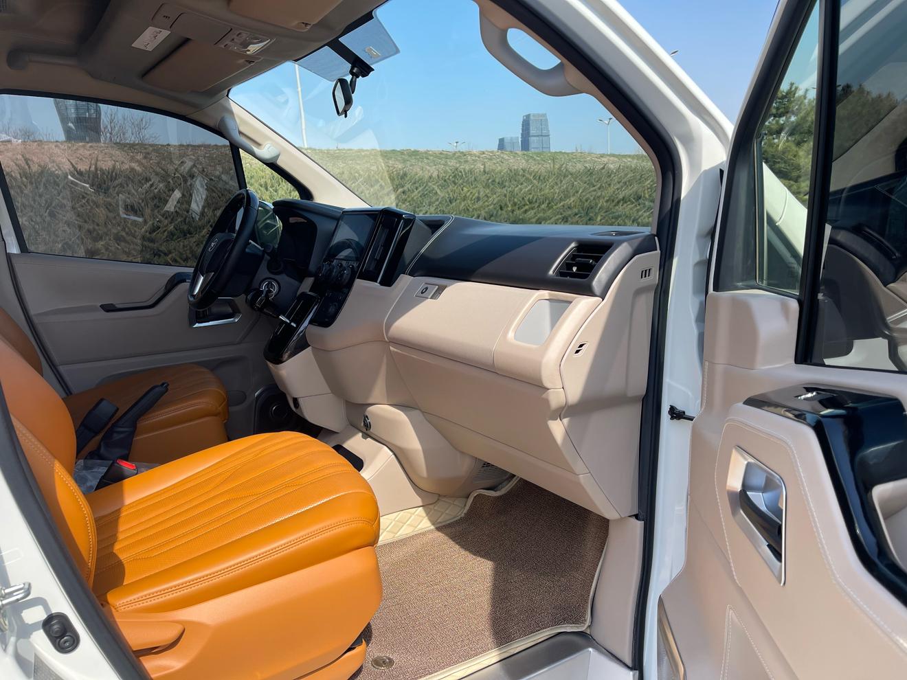 Toyota HiAce 2023 thumb 7