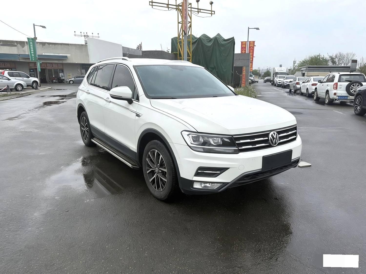 Volkswagen Arteon 2018 thumb 10