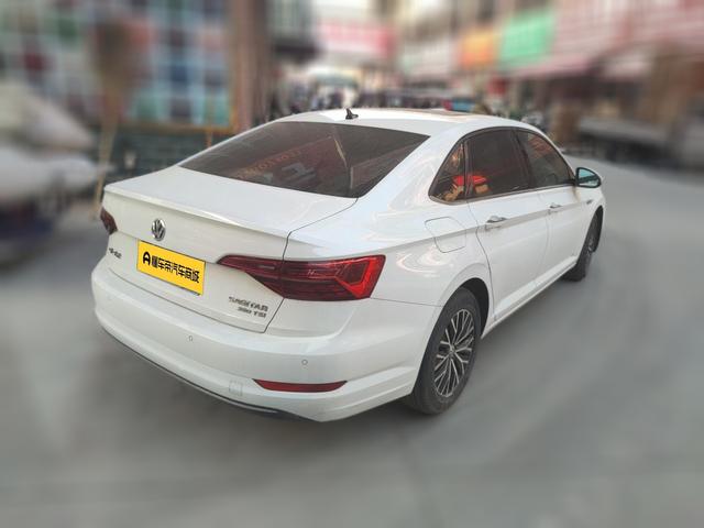 Volkswagen Arteon 2019 thumb 2