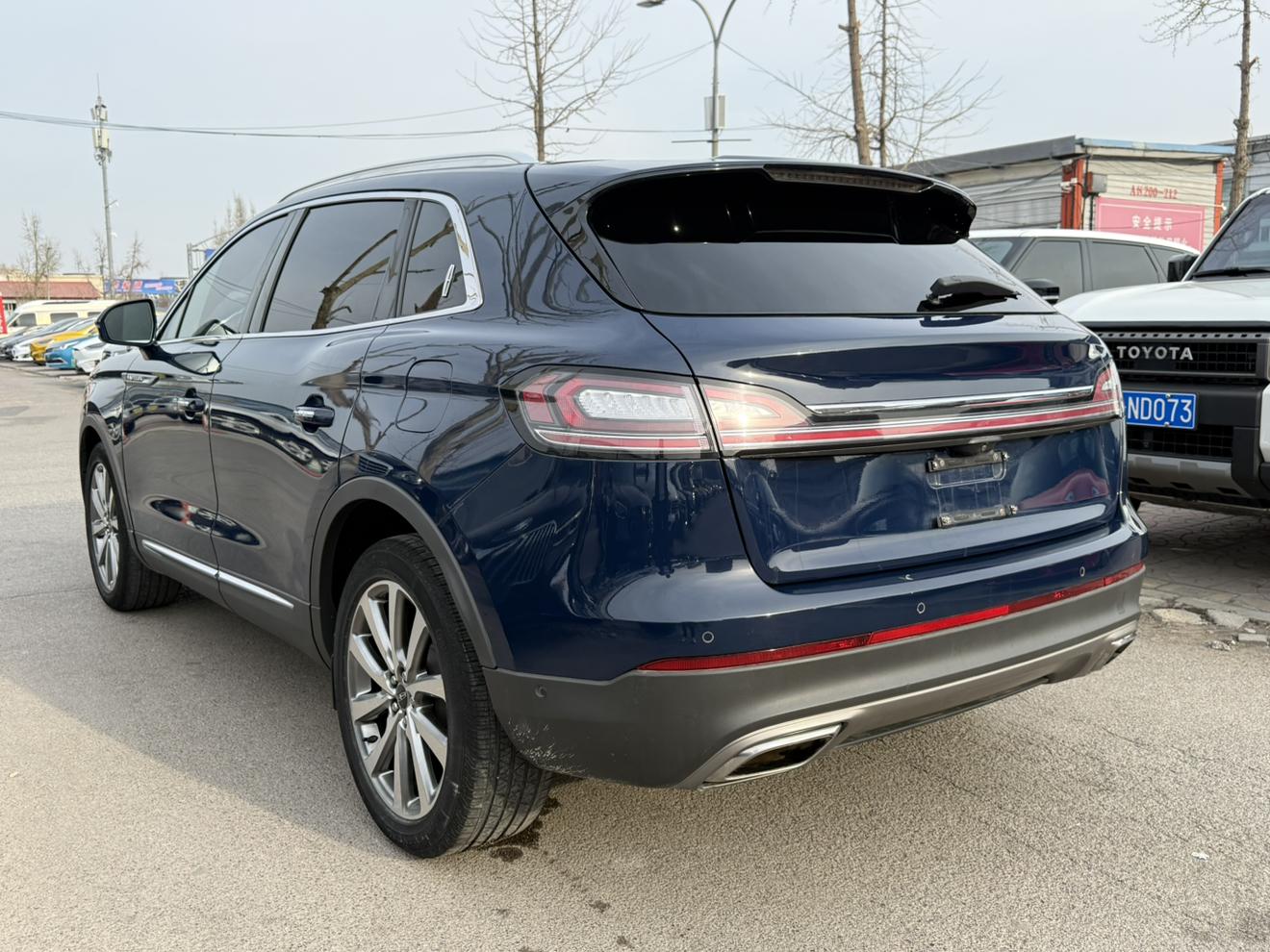 Lincoln Navigator 2019 thumb 2
