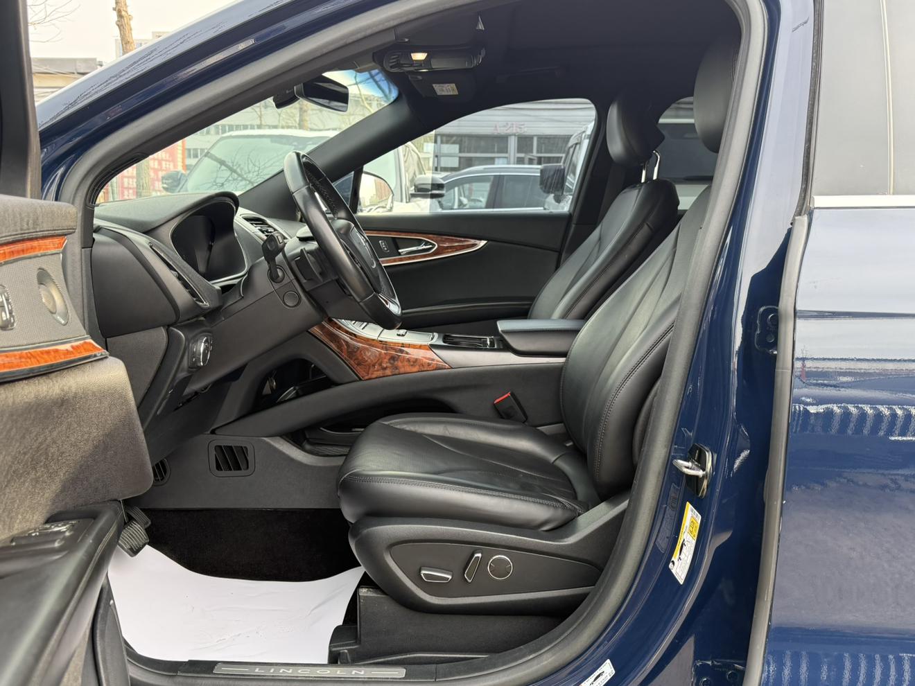 Lincoln Navigator 2019 thumb 11