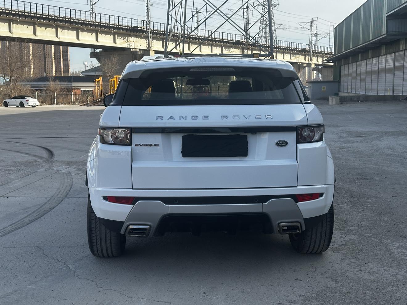 Land Rover Range Rover Velar 2015 thumb 4