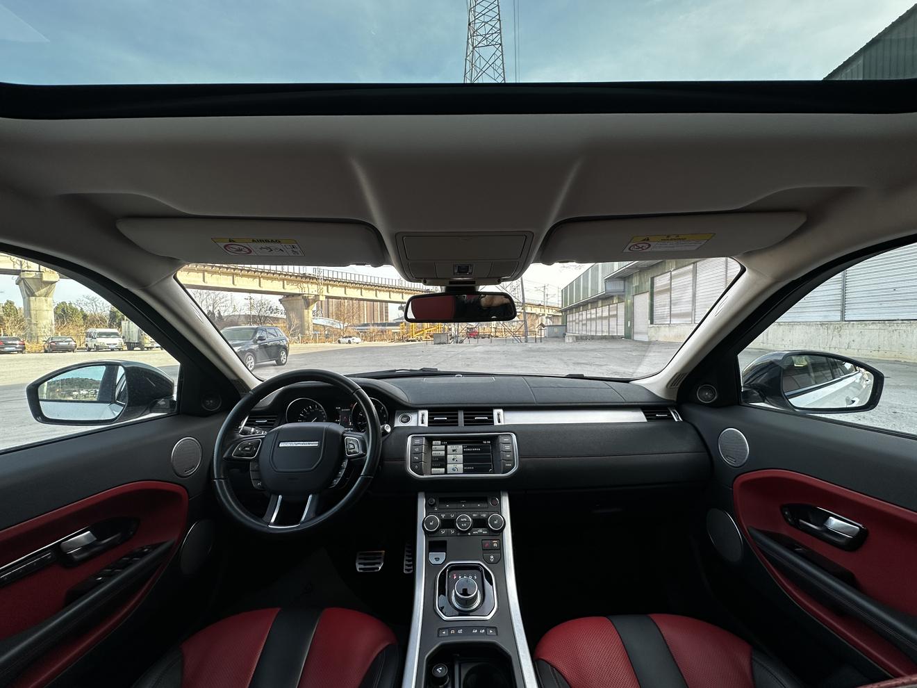 Land Rover Range Rover Velar 2015 thumb 8