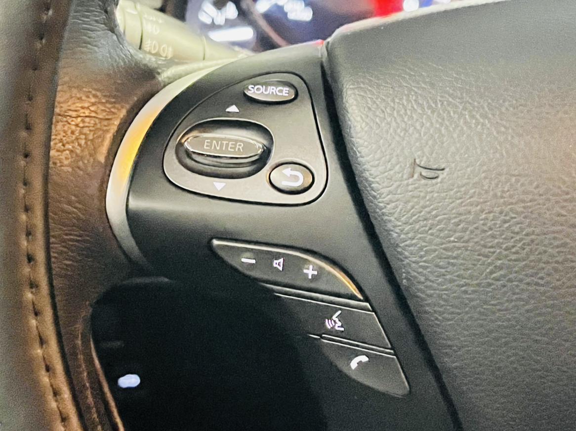 Infiniti M 2012 thumb 7