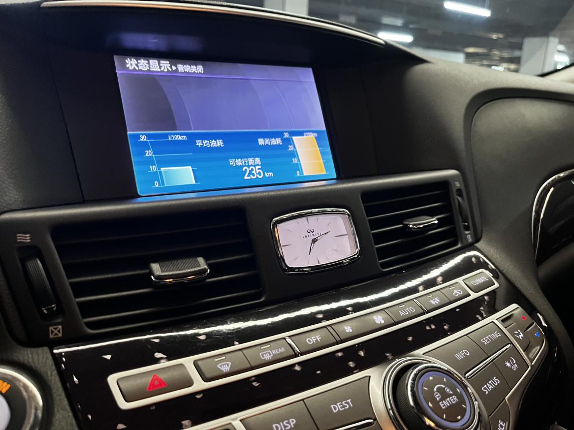 Infiniti M 2012 thumb 12