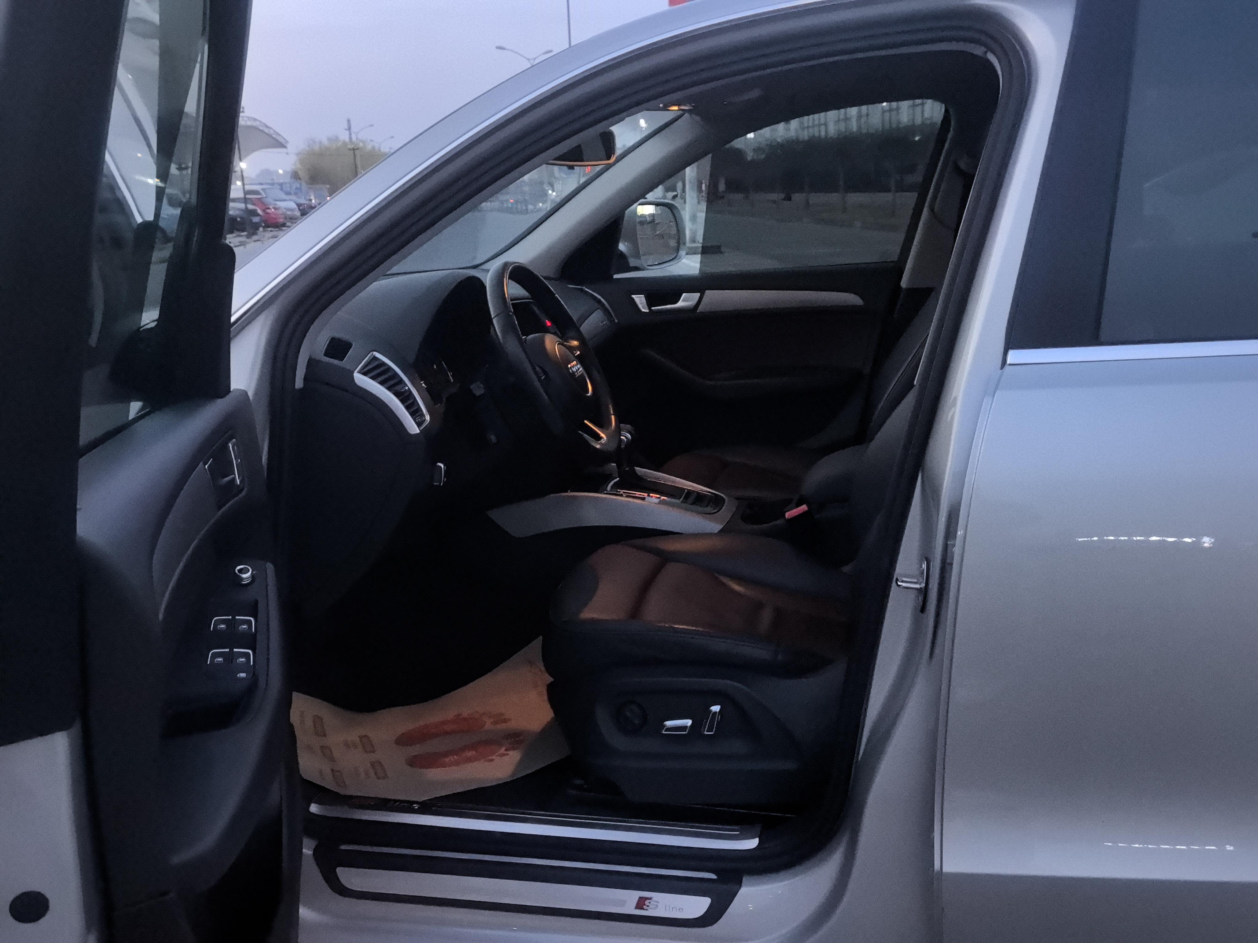 Audi Q5 2017 thumb 8
