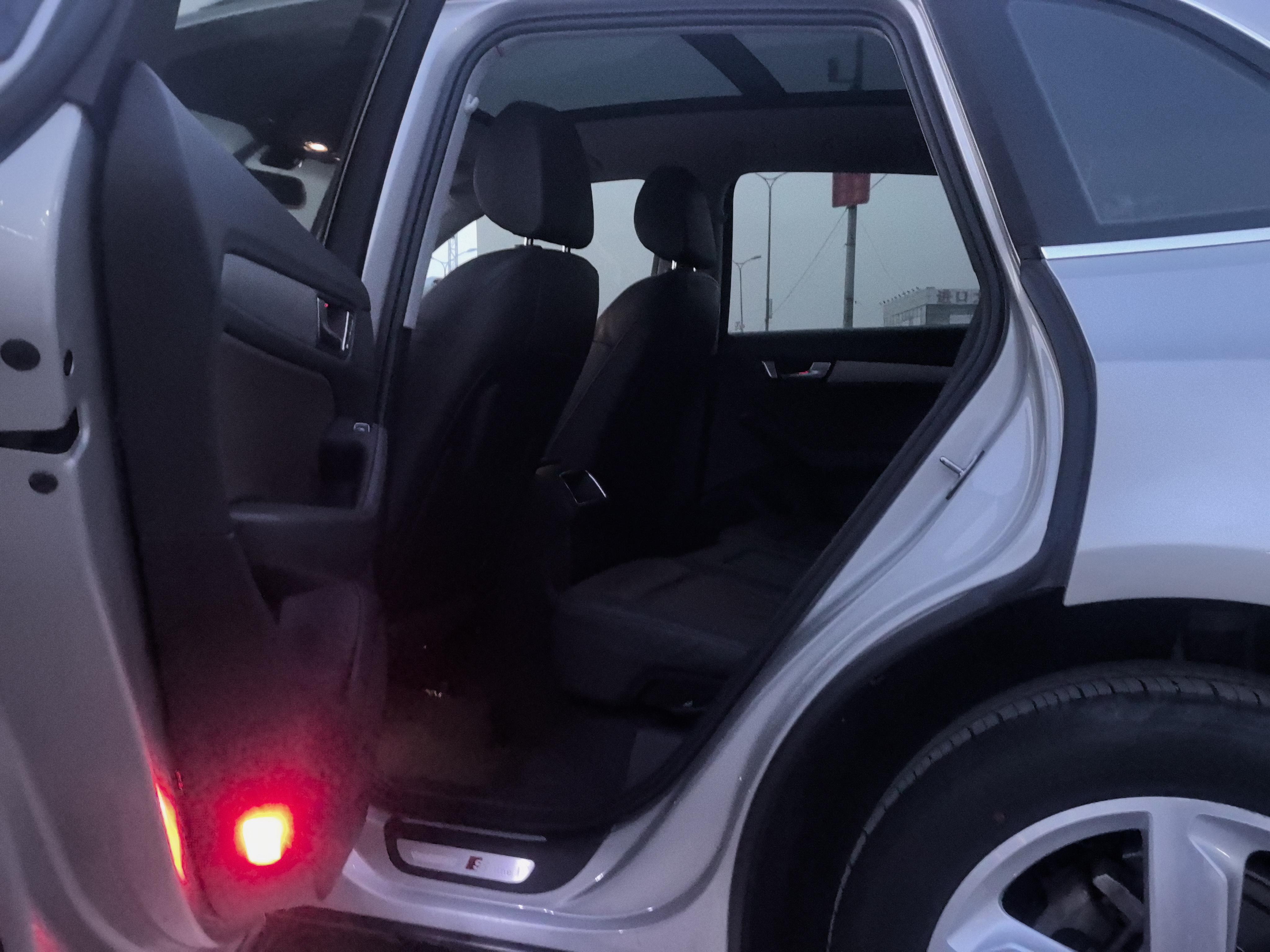 Audi Q5 2017 thumb 12