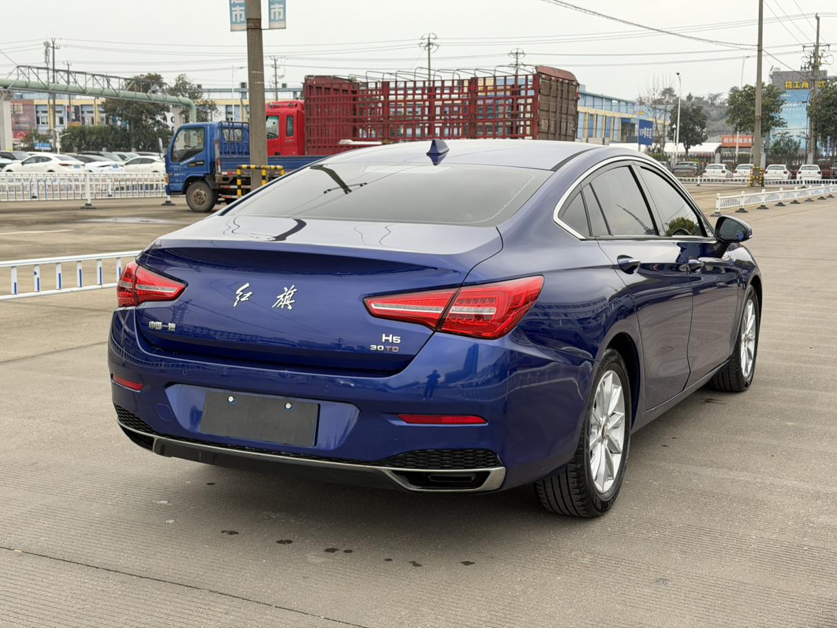 Hongqi H5 2019 thumb 4