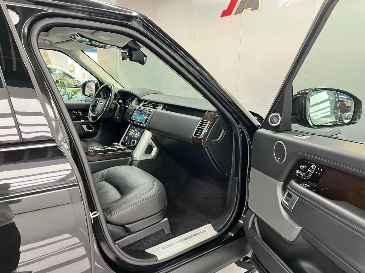 Land Rover Range Rover 2021 thumb 5
