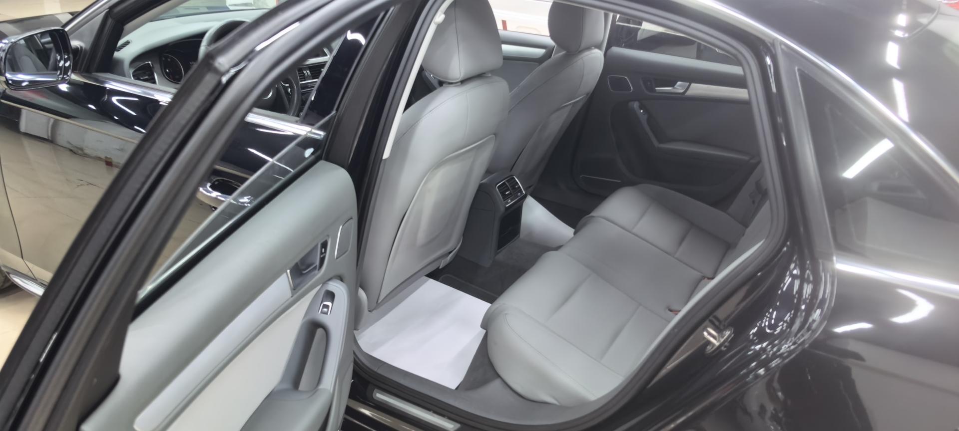 Audi A4 2015 thumb 10