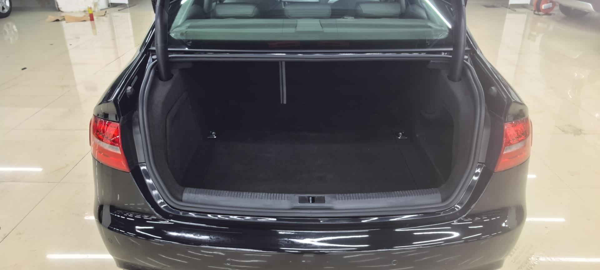 Audi A4 2015 thumb 12