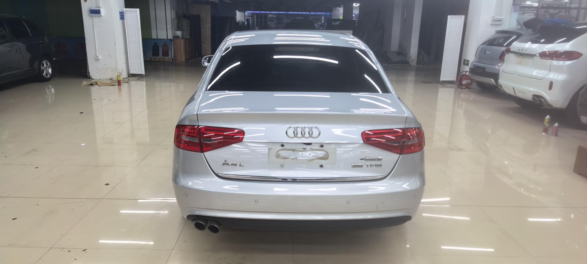 Audi A4 2015 thumb 2