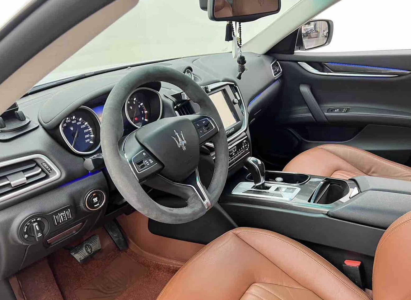 Maserati Ghibli 2014 thumb 11
