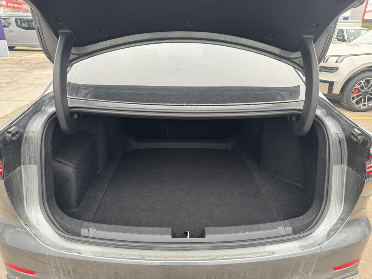 Geely Galaxy A7 PHEV 2025 thumb 9