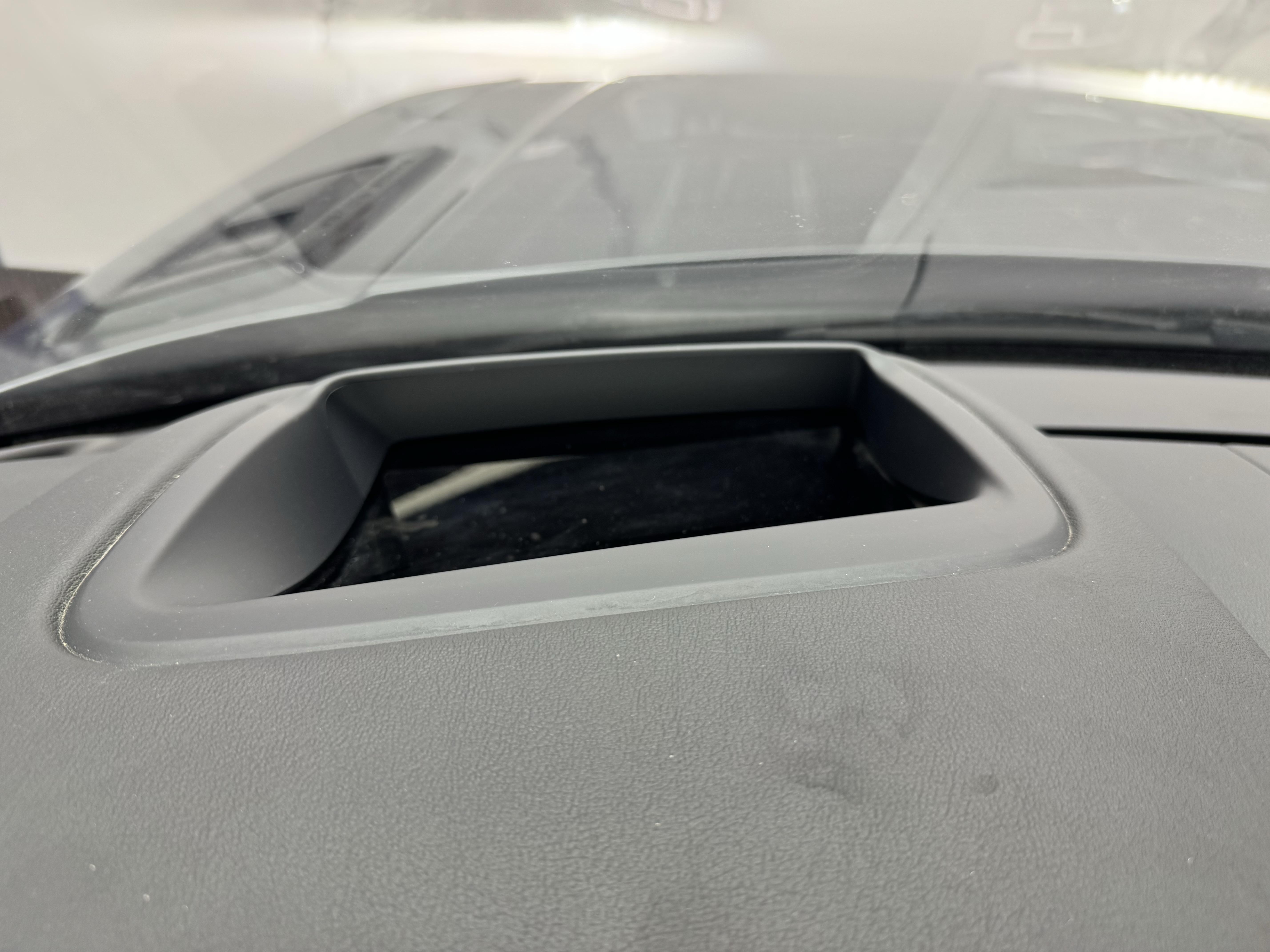 Land Rover Range Rover Sport 2022 thumb 5
