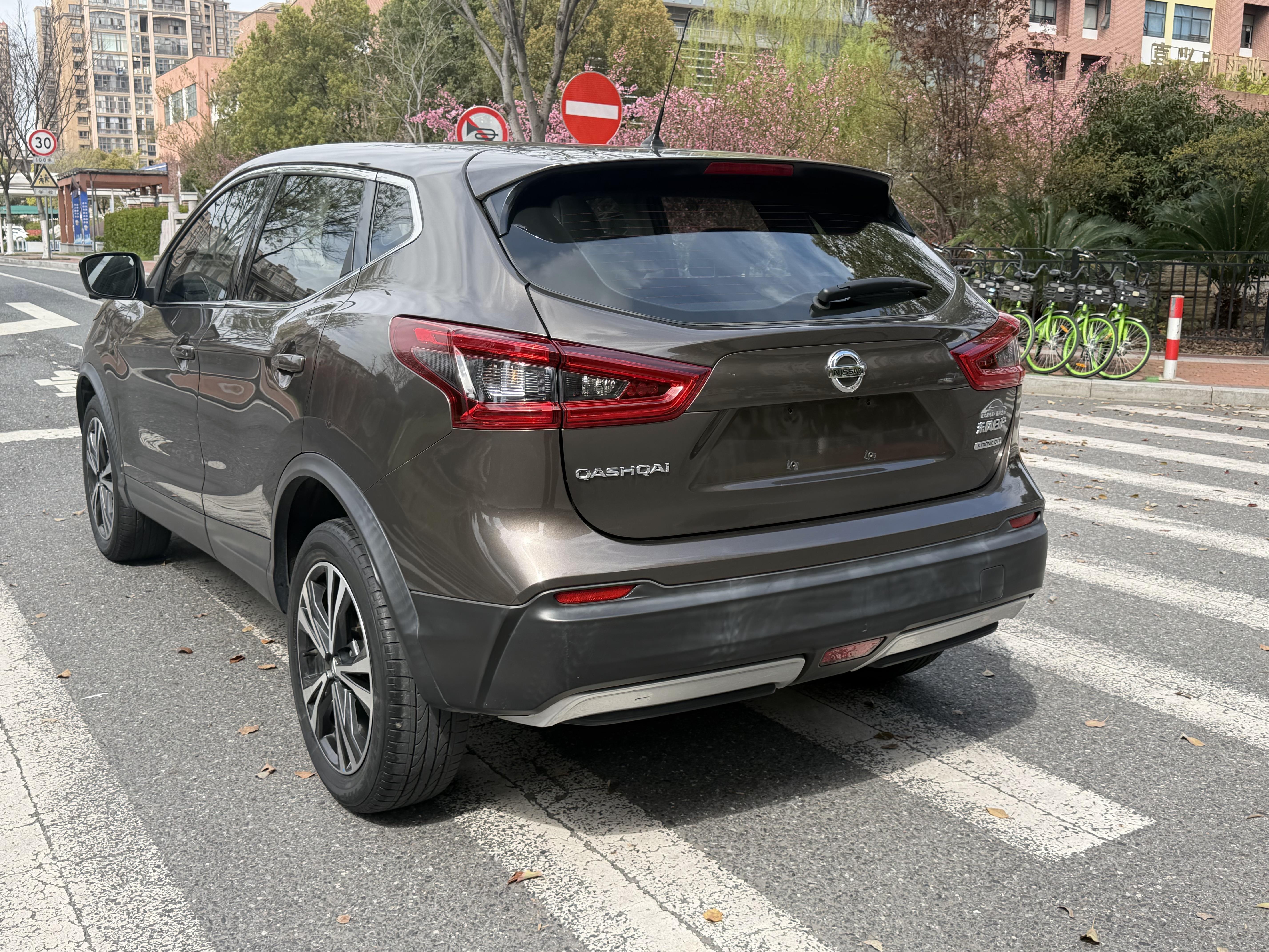 Nissan Qashqai+2 2019 thumb 3