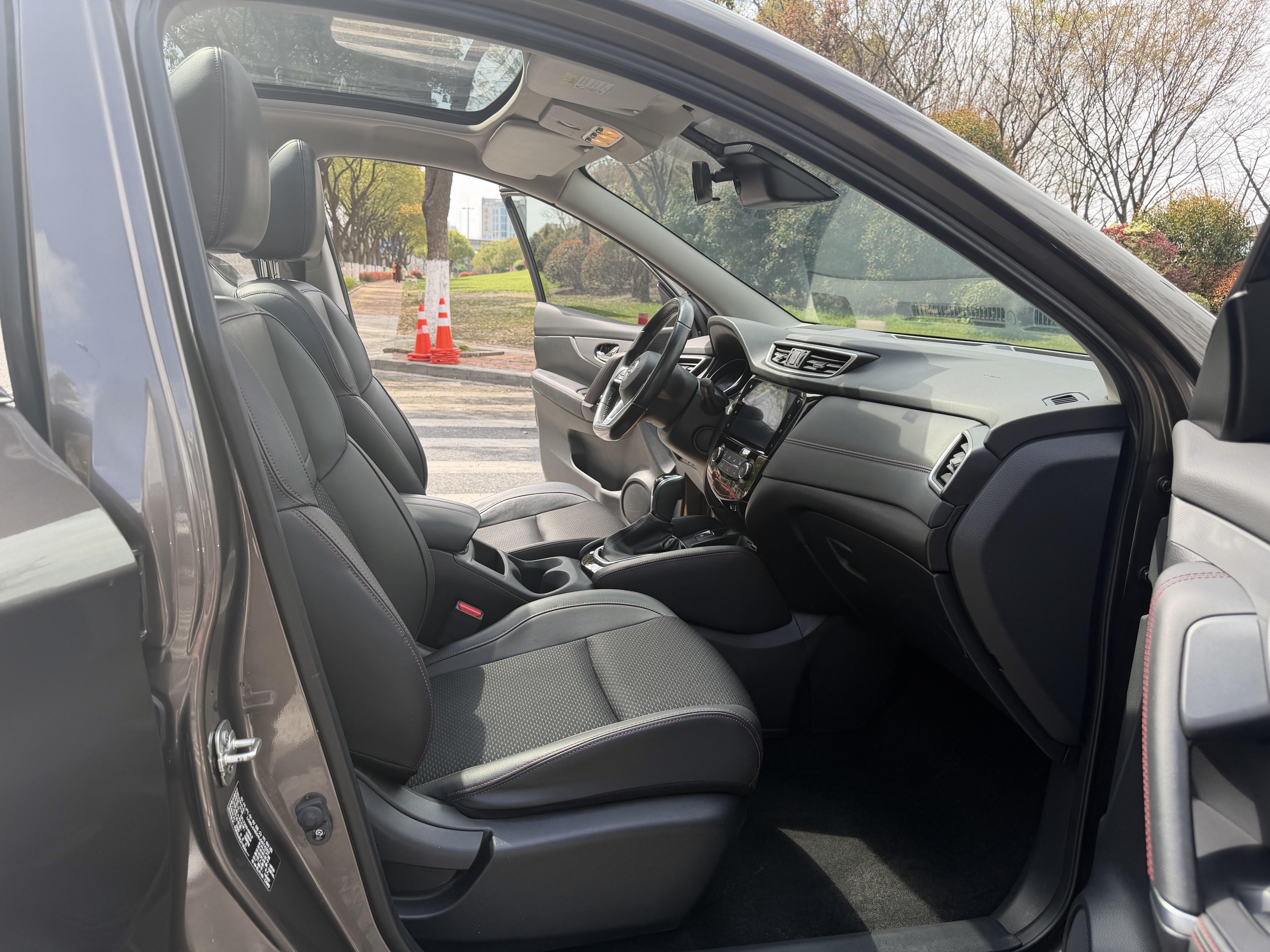 Nissan Qashqai+2 2019 thumb 11